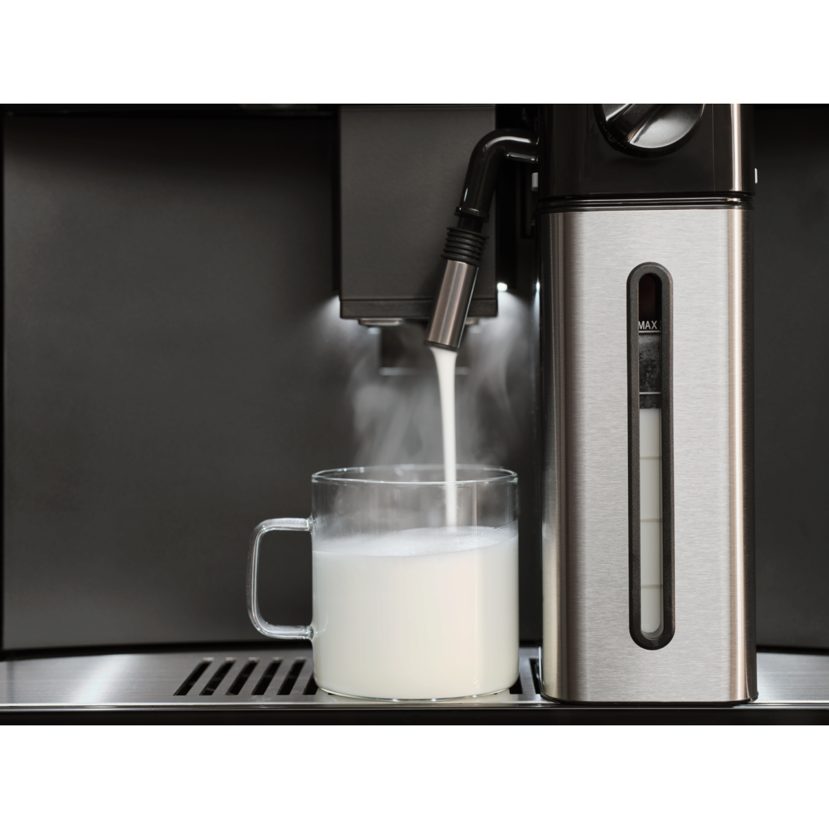 Electrolux - Ekspres do kawy do zabudowy - KBC95T