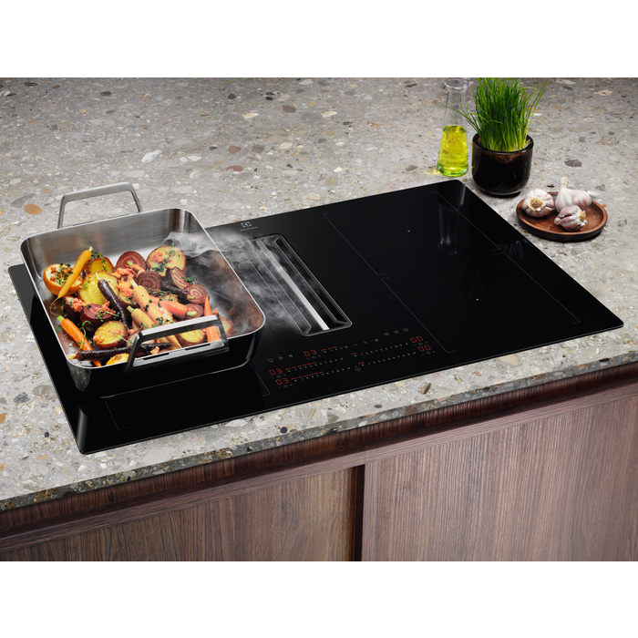 Electrolux - Płyta indukcyjna z okapem (COMBO) - KCC84453CK