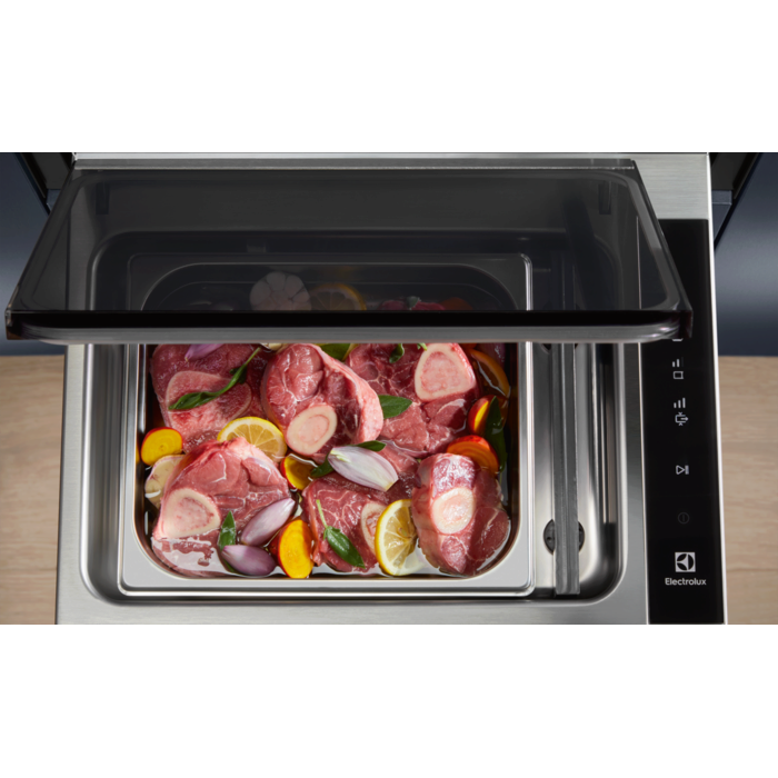 Electrolux - Zintegrowana zgrzewarka próżniowa - KBV4X