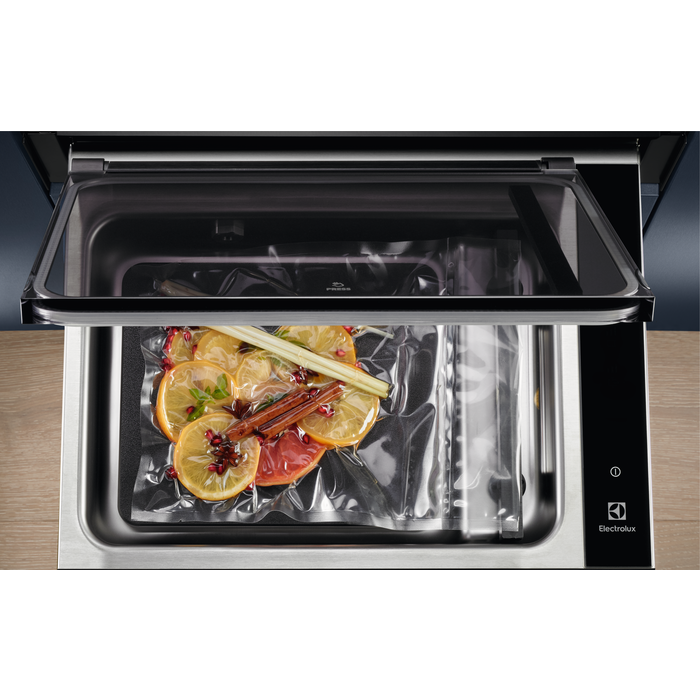 Electrolux - Zintegrowana zgrzewarka próżniowa - KBV4X