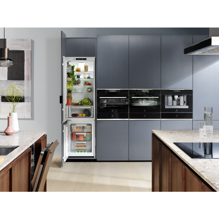 Electrolux - Ekspres do kawy do zabudowy - KBC65X
