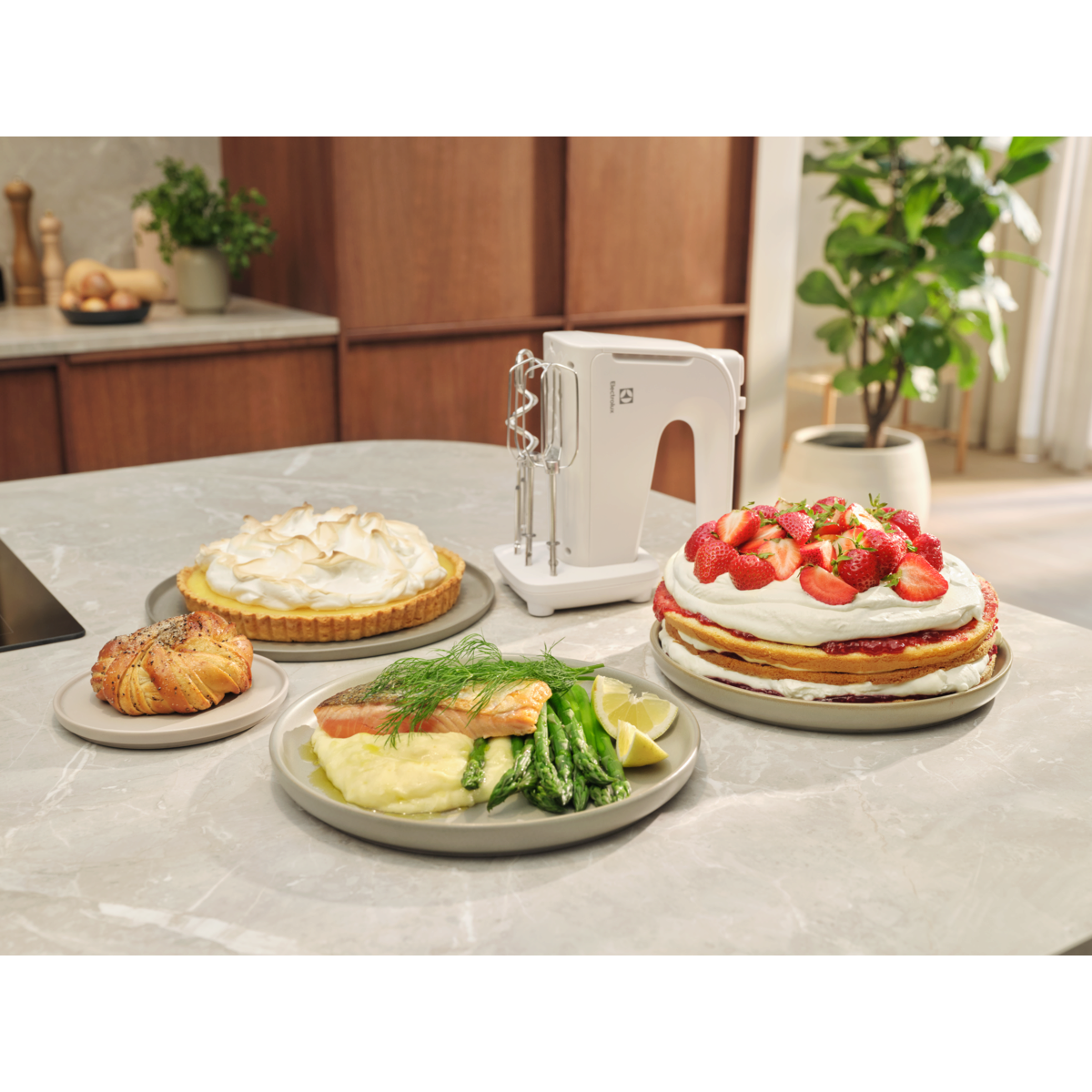 Electrolux - Blender ręczny - EHM4W
