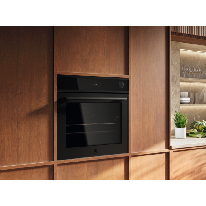 Electrolux - Piekarnik parowy - EOC9P3XT
