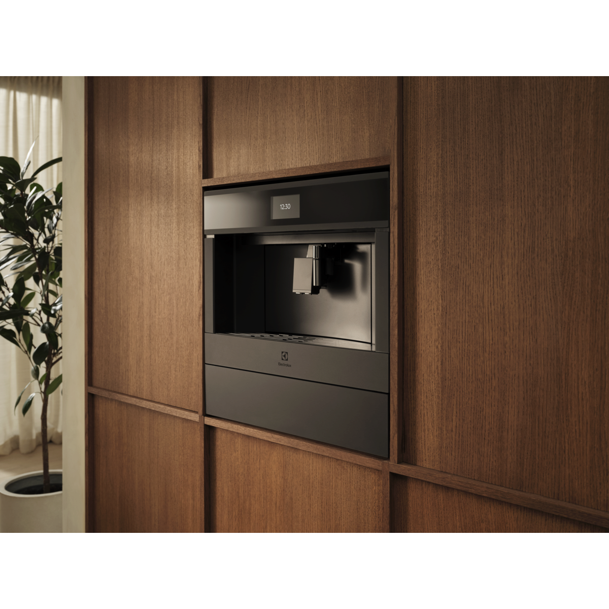 Electrolux - Ekspres do kawy do zabudowy - KBC95T