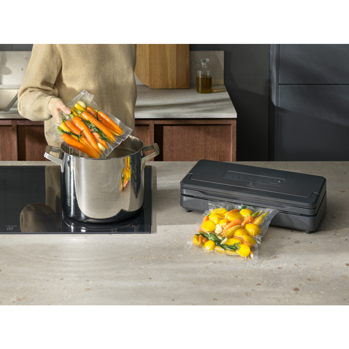 Electrolux - Zgrzewarka próżniowa - EVSR1