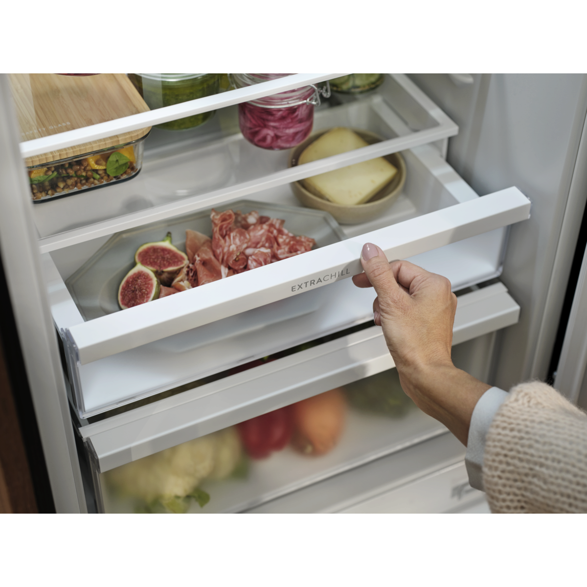 Electrolux - Lodówka do zabudowy - E8MNCC18S