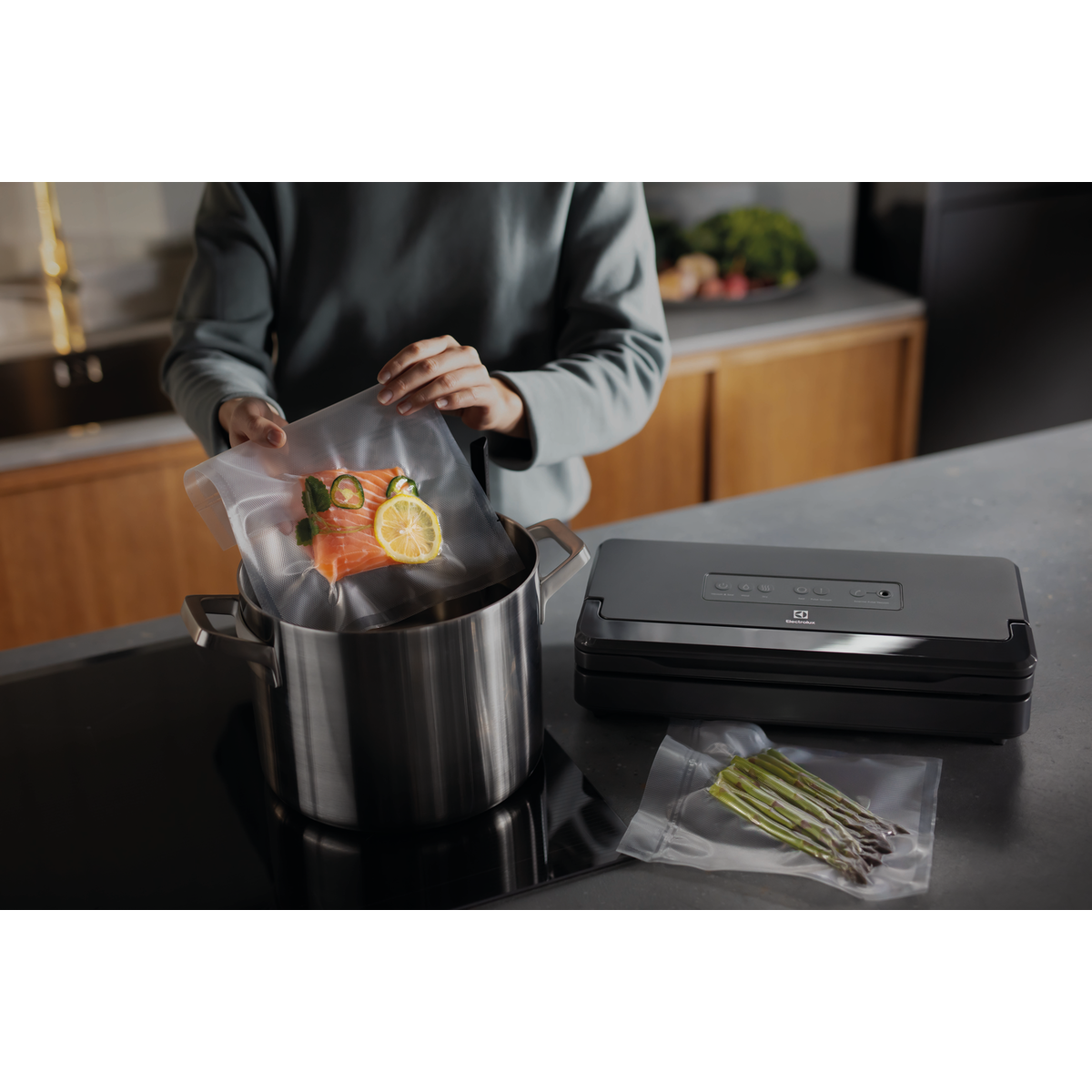 Electrolux - Zgrzewarka próżniowa - E6VS1-6AG