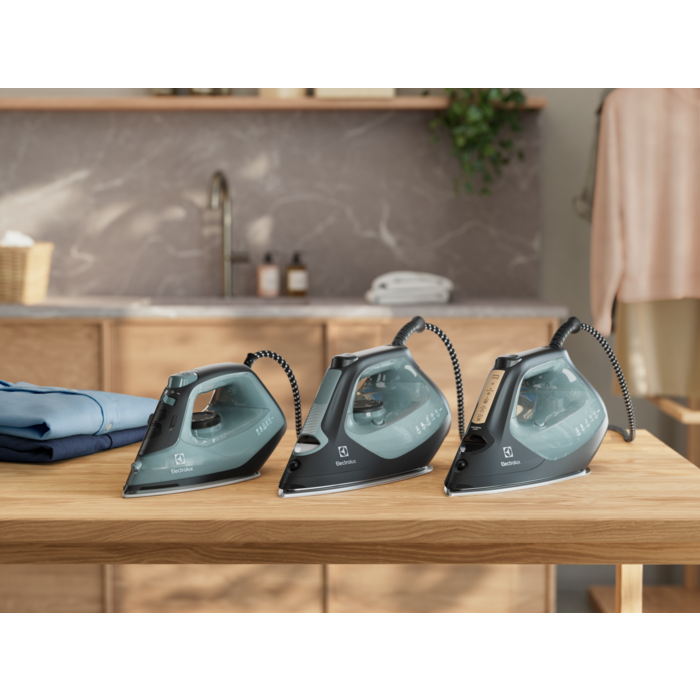 Electrolux - Żelazko parowe - E8SI2-8OG