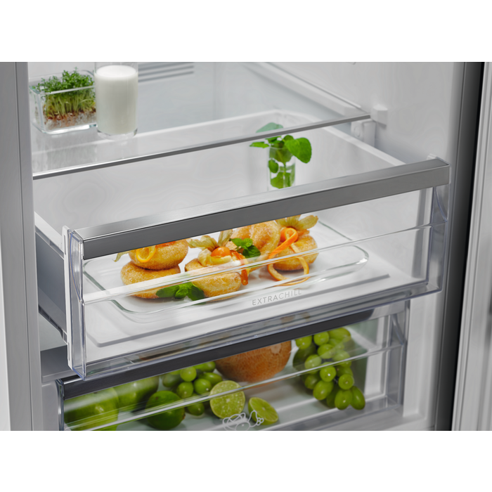 Electrolux - Lodówka wolnostojąca - LNT7ME36X3