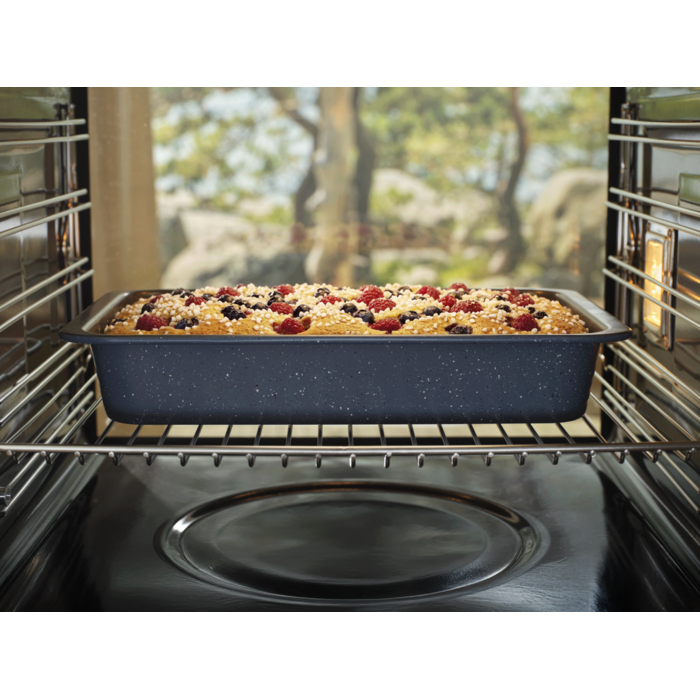 Easy2Clean Rectangular Medium Pan Oven safe up to 250°C