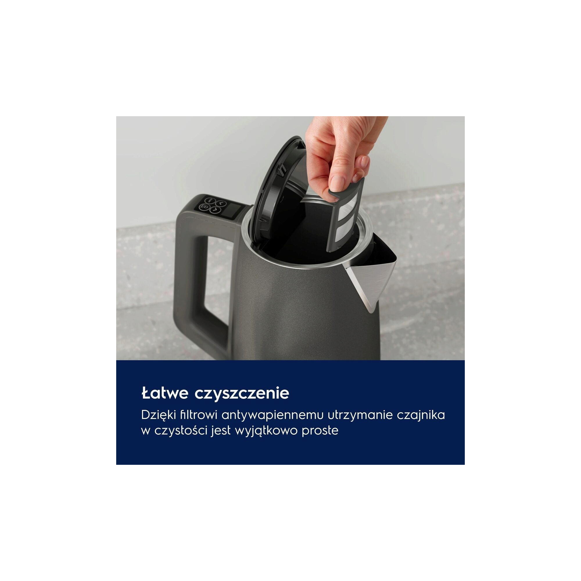 A photo of a black kettle Create 5 showing the advantages of the limescale filter