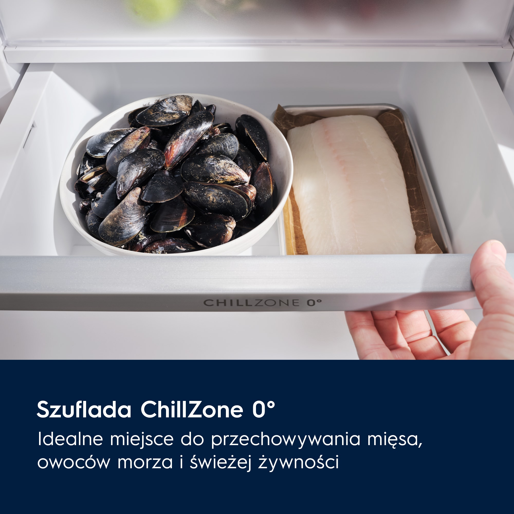 Electrolux - Lodówka side-by-side - ELT9VE52U0