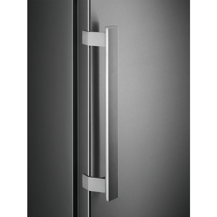 Electrolux - Zamrażarka wolnostojąca - LUT7ME28X2