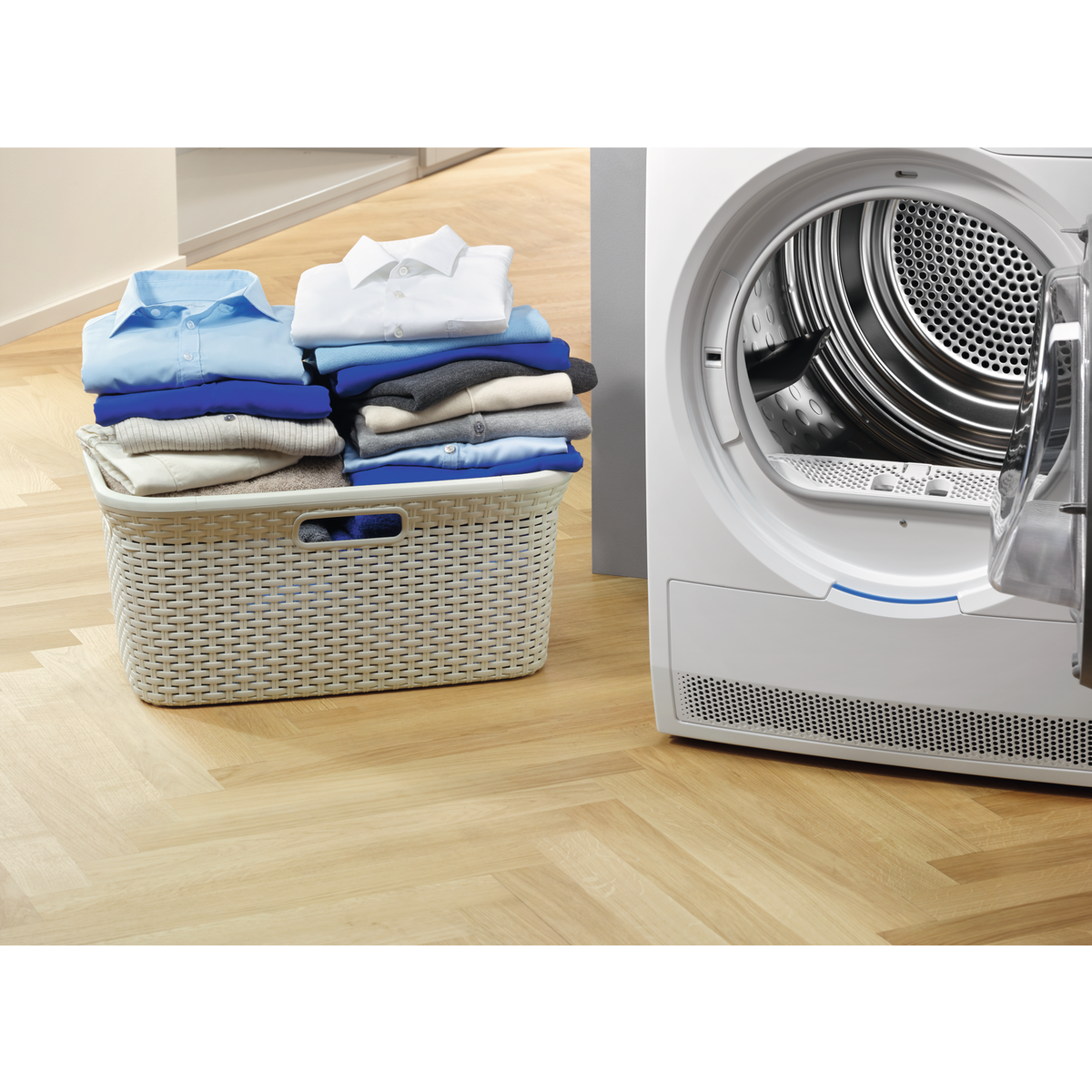 Electrolux - Suszarka bez pompy ciepła - EW6C527PP