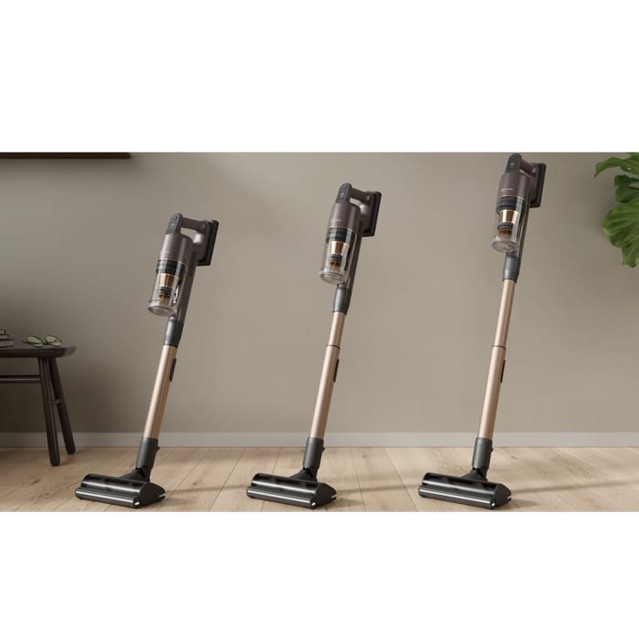 Telescopic design adapts to you, no bending or overstretching