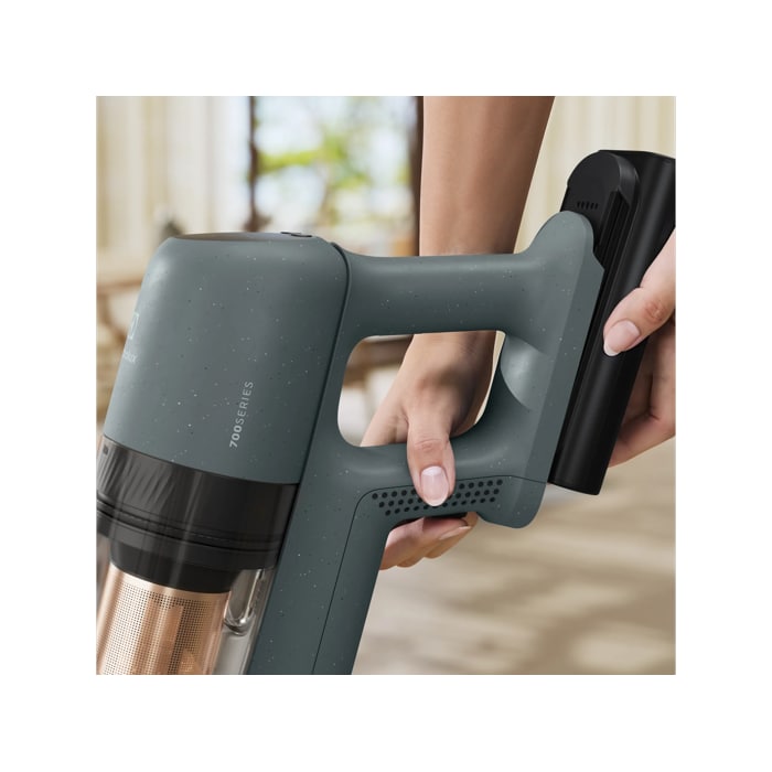 Battery-powered hand unit with compact design for easy portability and simple use.