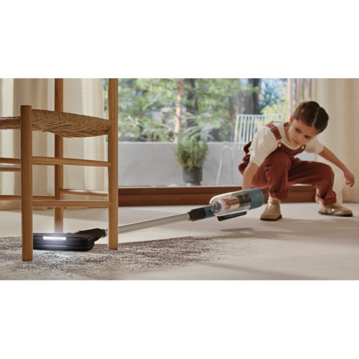 Powerful in every stroke – up to 99%* dust pick-up on hard flat floors
Disclaimer: Based on internal test on hard floors using Boost mode according to IEC 62885-4 standard. 