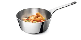 Smażące się mięso w rondlu Conical Sauté