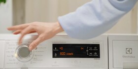 Program prania w niskiej temperaturze w pralce Electrolux