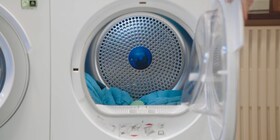 Zbliżenie na kulę do suszarki w suszarce bębnowej Electrolux
