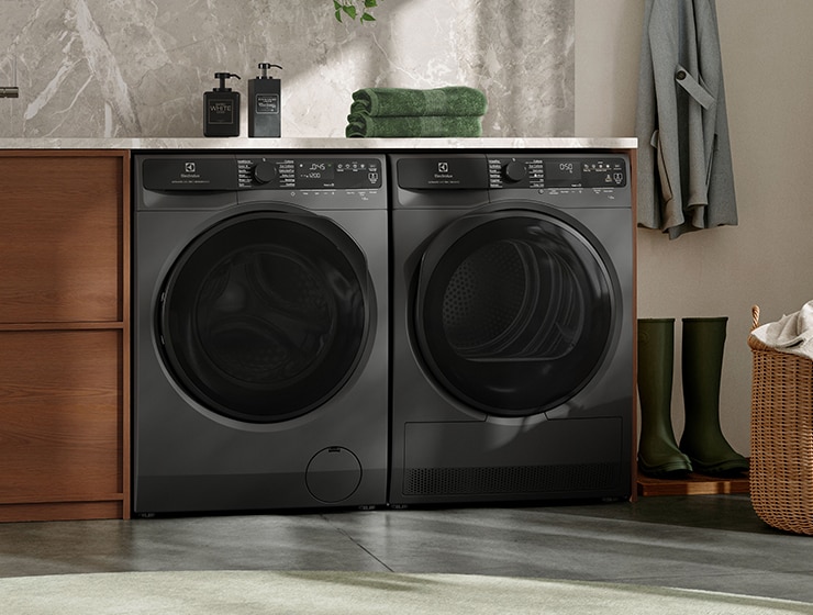 Dwie pralki w pokoju